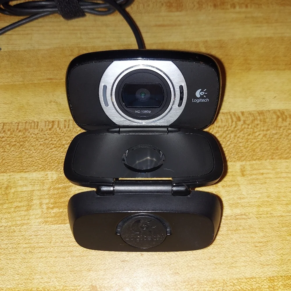 LOGITECH C615 HD 1080P PORTABLE WEB CAM SWIVELS 360° MICROPHONE FOLD & GO DESIGN